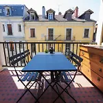 Апартаменты Cozy Along The River - Downtown & Terrace - 4 *
